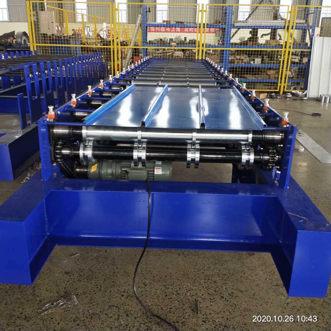 831壓瓦機2.jpg 831壓瓦機2.jpg