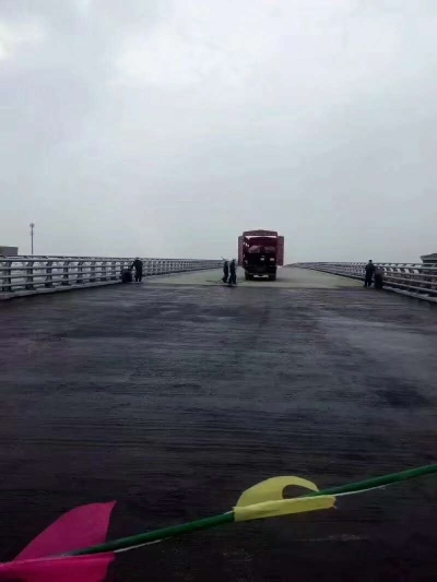 路橋用艾思尼溶劑型防水粘接劑，橋面涂膜裝