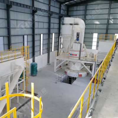 霍邱鐵礦深加工磨粉機(jī)鴻程HC2000大型雷蒙磨制砂機(jī)