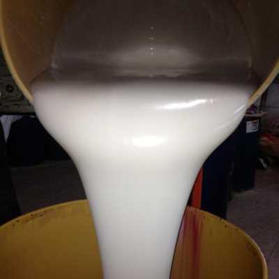 乳白色半流動性好操作的室溫液體硅膠