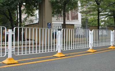 中山港式道路中心分流護欄 市政交通圍欄 實惠車行防撞護欄