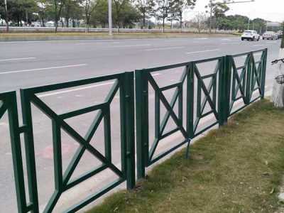江門人行道回字形護欄 道路分流防碰撞欄 定制市政道路護欄