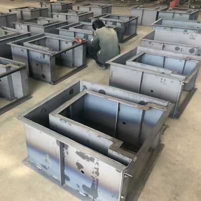 排水渠鋼模具質量堅固，混凝土排水渠鋼模具來電定制