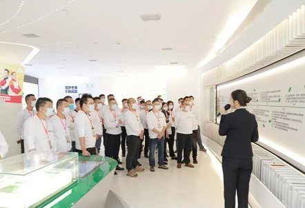 三棵樹(shù)健康膠2022新品戰(zhàn)略發(fā)布會(huì)盛大召開(kāi)，逐夢(mèng)新品重磅亮相 涂料在線(xiàn),coatingol.com