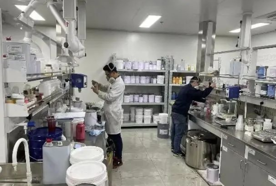 金力泰涂裝的新能源智能防疫車為上?？挂摺氨ｑ{護航” 涂料在線,coatingol.com