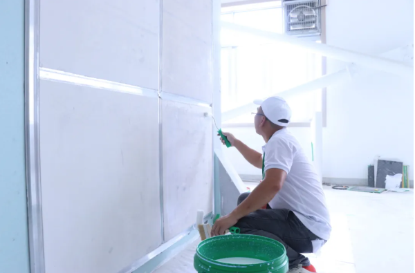 福建日報丨踐行“雙碳”戰略：三棵樹仿石漆引領建筑涂料綠色革命 涂料在線,coatingol.com